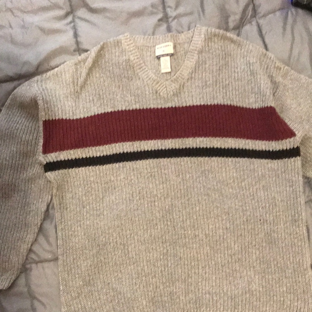 Nice thick v neck dress sweater never worn